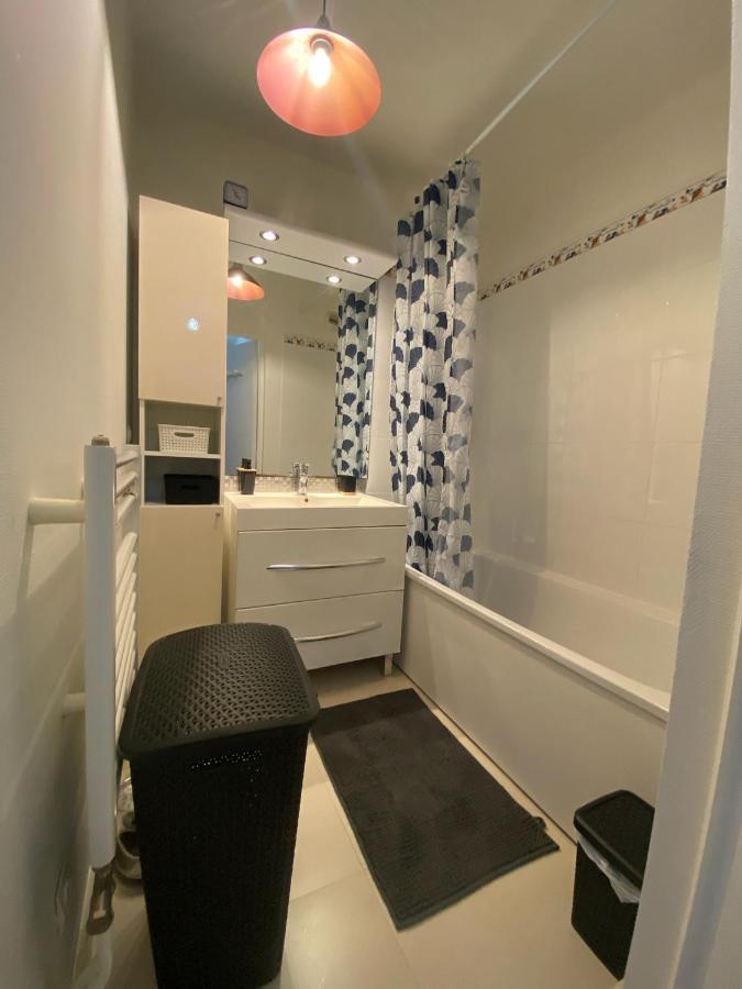 Noisy-Le-Grand Centre : Proche Disneyland Et Paris Apartment Ngoại thất bức ảnh