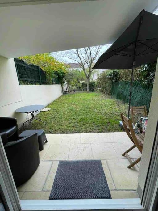 Noisy-Le-Grand Centre : Proche Disneyland Et Paris Apartment Ngoại thất bức ảnh